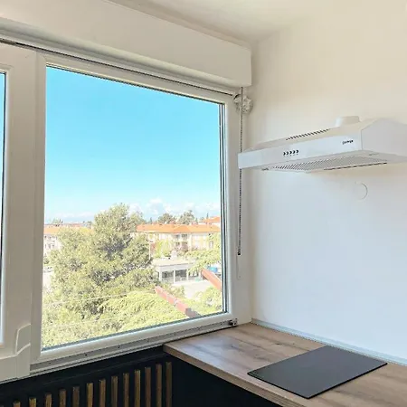 Sara&sera Self Check In,fourth Floor No Elevator,studio App * Umag