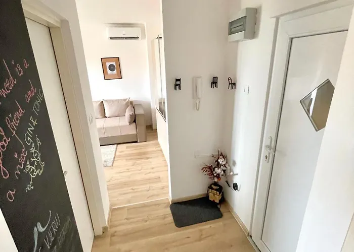 Sara&sera Self Check In,fourth Floor No Elevator,studio App *