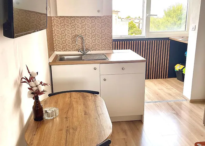 Sara&sera Self Check In,fourth Floor No Elevator,studio App Apartment Umag